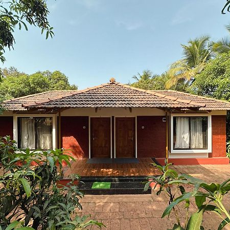 Prasad Villas And Homestay Math Exterior photo