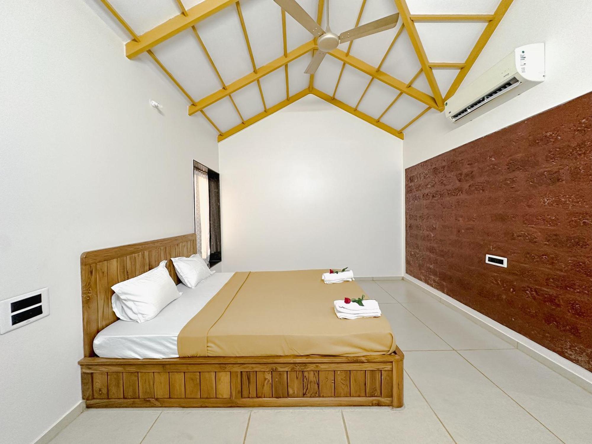 Prasad Villas And Homestay Math Exterior photo